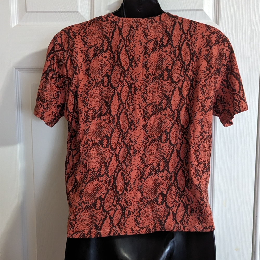 Socialite Tee XS - Picture 3 of 8